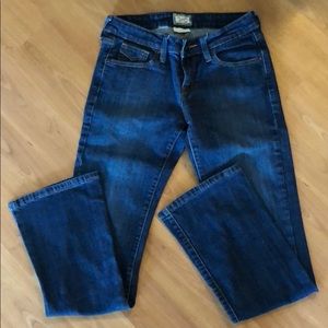 Levi low boot cut 545